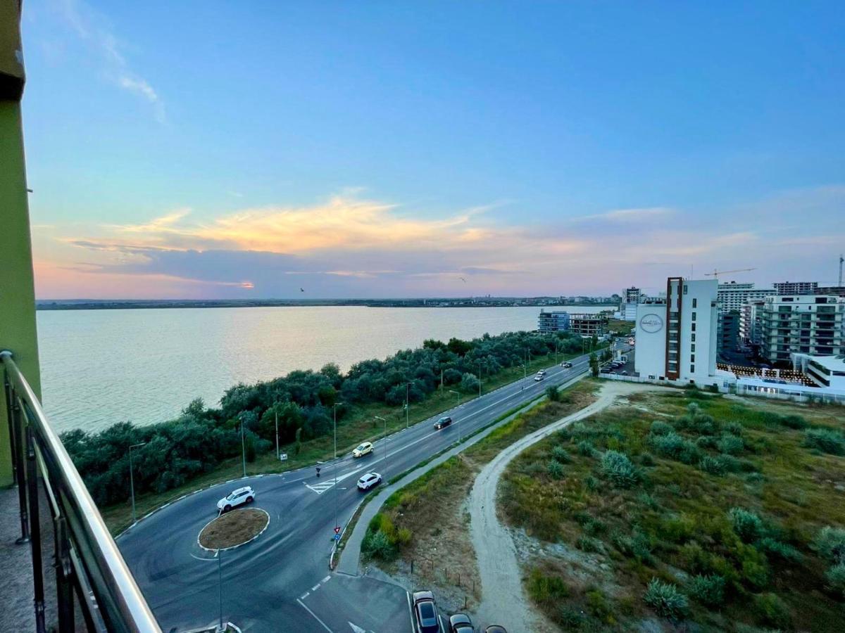 Aqua Vista Nuba - Vedere Top La Mare Si Lac - Apartament 2 Camere Summerland - Mamaia Exterior photo